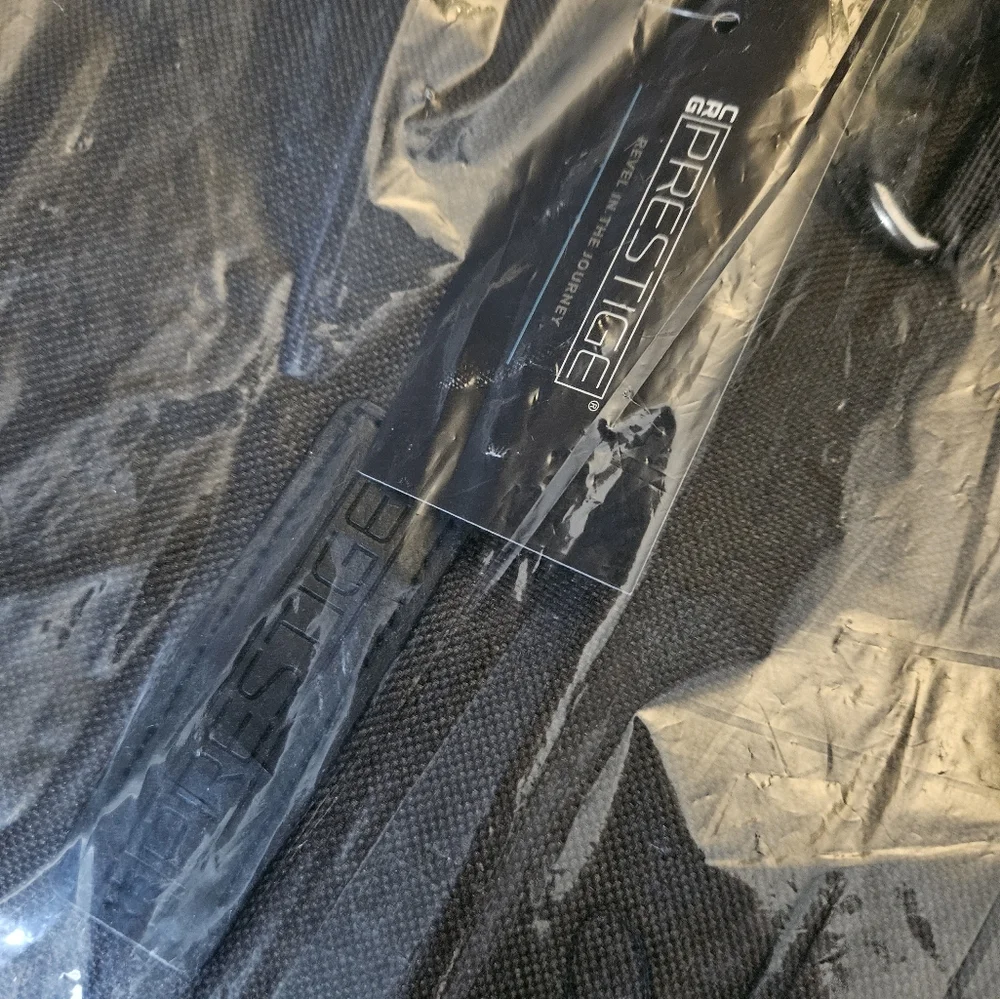Prestige Travel Bag Hanging‎ Bag Converts to Duffle Bag CRG-204-BK Black NEW